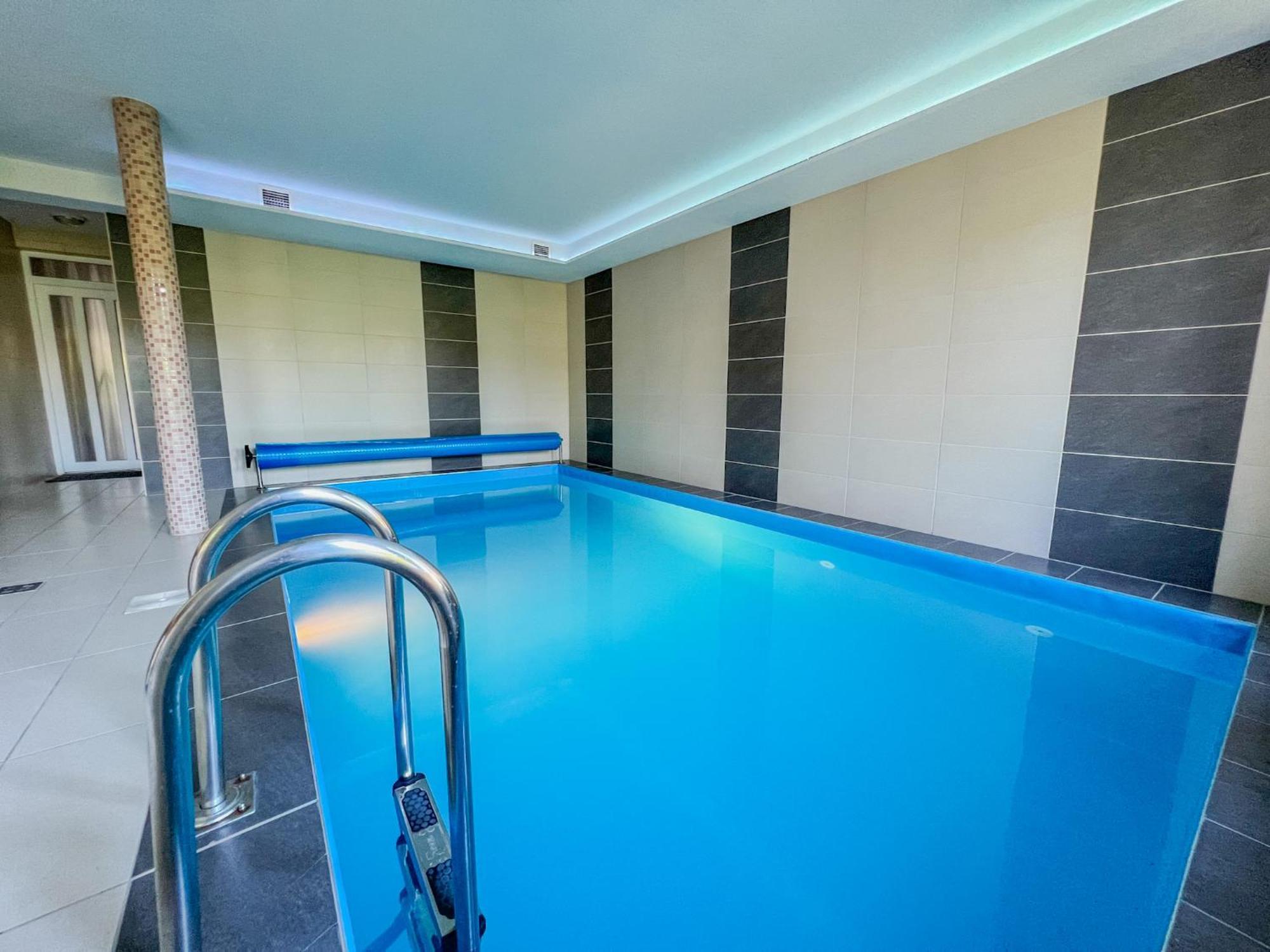 Relax Premium Wellness Apartman Siófok Zewnętrze zdjęcie