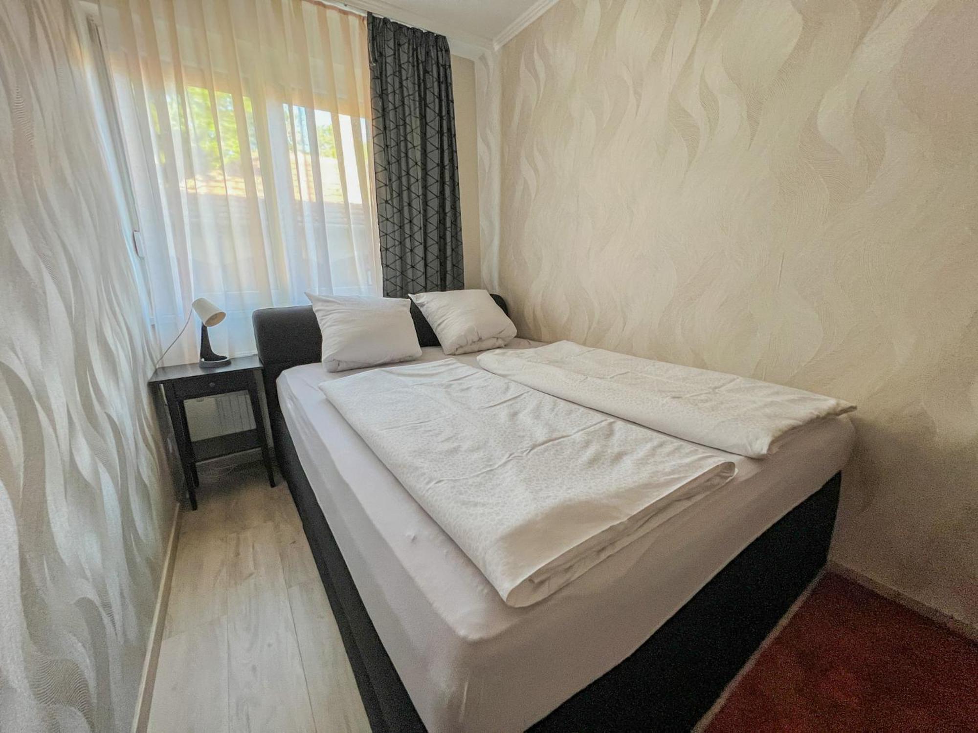 Relax Premium Wellness Apartman Siófok Zewnętrze zdjęcie